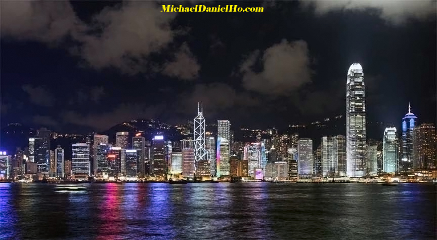 photo of Hong Kong skyline at night