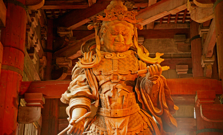 photo of statue of Komoku